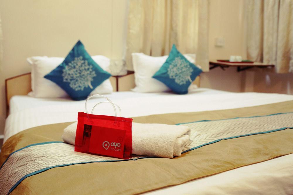 Oyo 946 Royce Studio Apartments Pune Luaran gambar